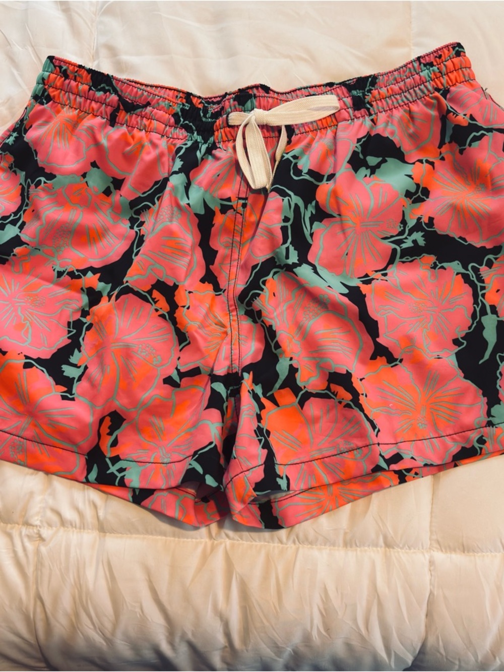 chubbies Coral and Black Floral Drawstring Shorts